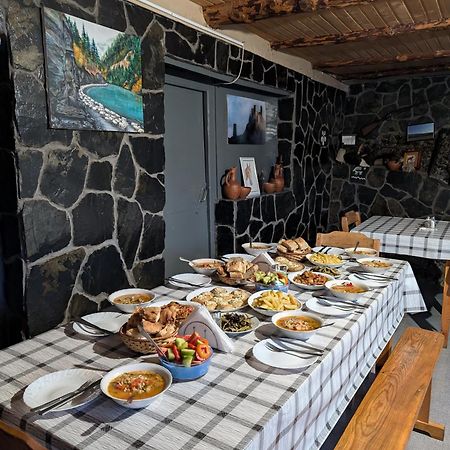 Guesthouse Javakhe Omalo Bagian luar foto