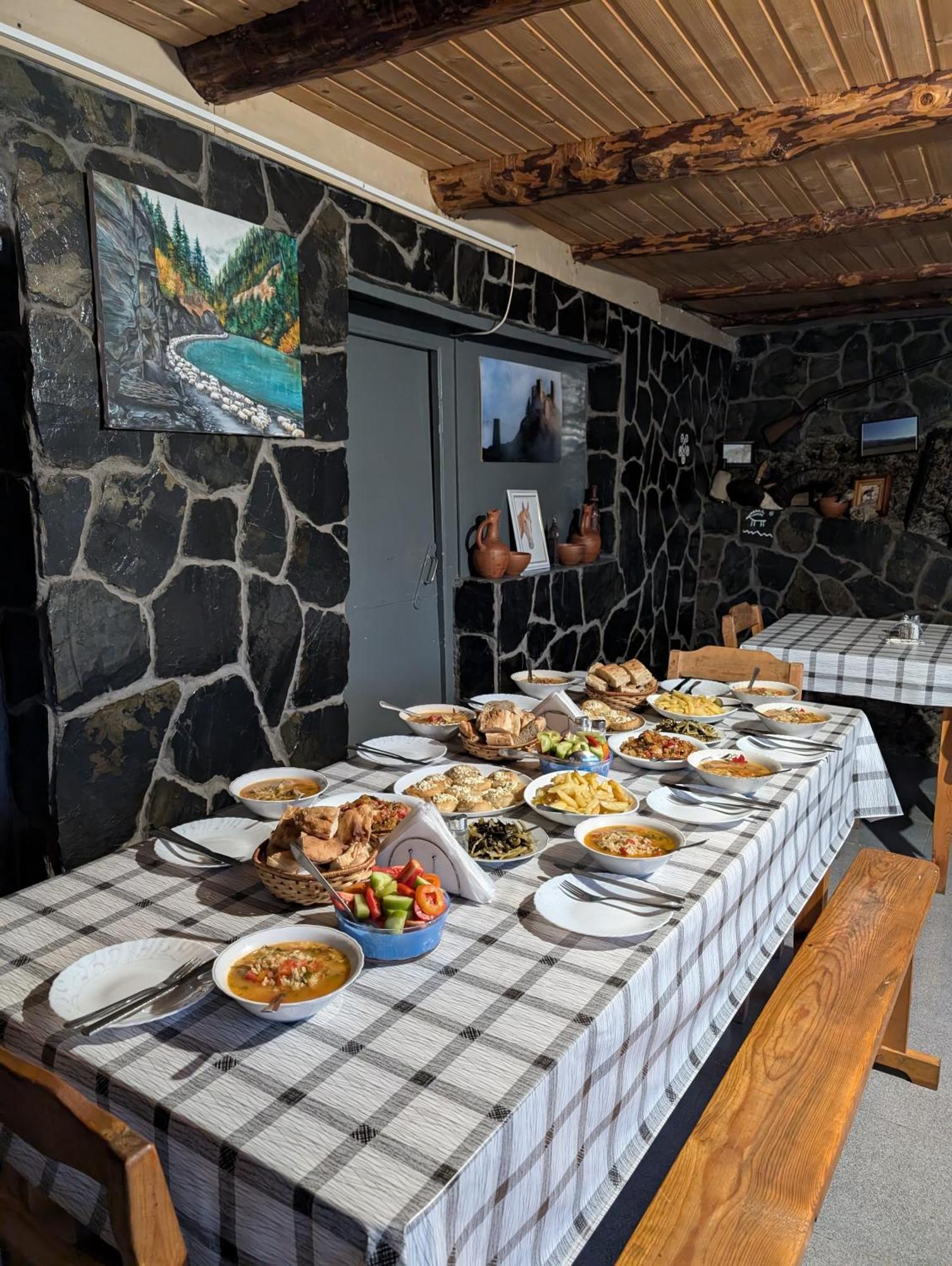 Guesthouse Javakhe Omalo Bagian luar foto